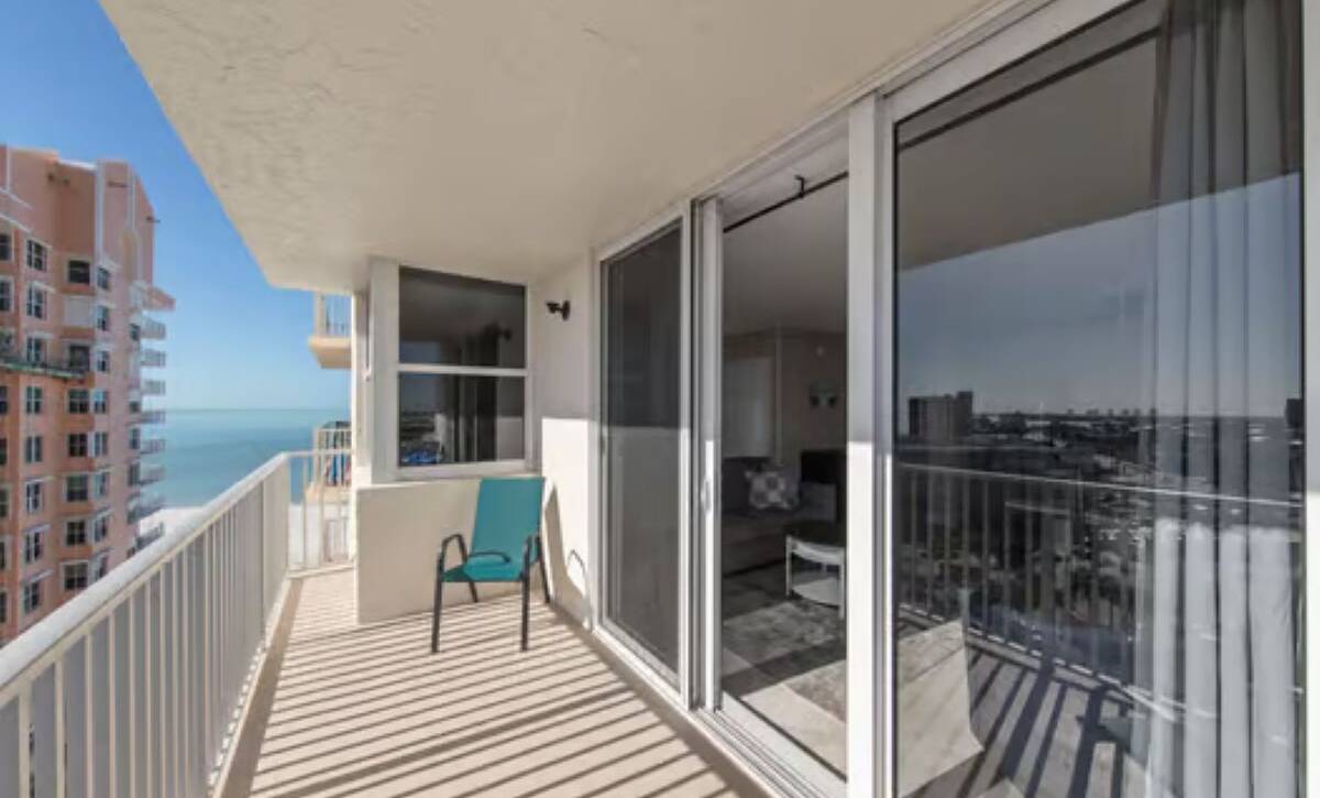 large-019c4d74-a1e1-713c-8b94-d3e93147c892