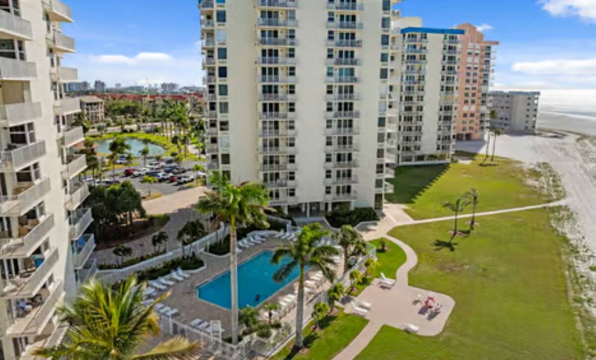 large-019c5df4-63da-719f-9fca-53168efd53c6